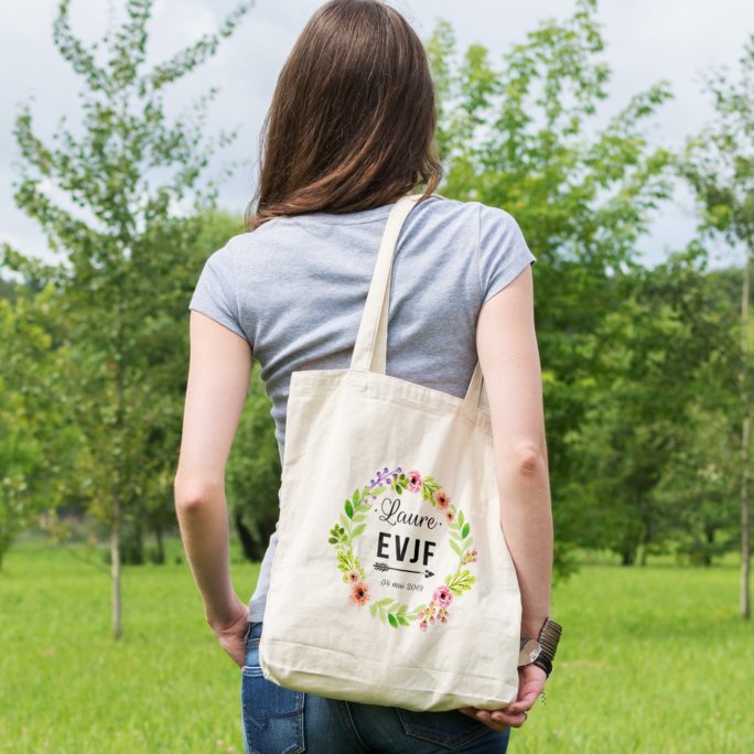Cadeaux EVJF, sac tote bag enterrement de vie de jeune fille thème couronne de fleurs