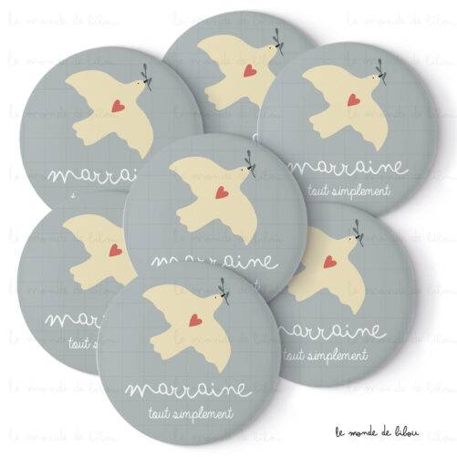 Offrez un magnet unique pour le parrain ou la marraine, avec design exclusif et carte assortie. Un cadeau plein de tendresse pour un baptême